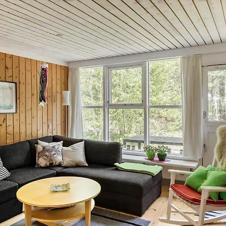 M210-vaeggerlose-botolundvej-112 * Boto By